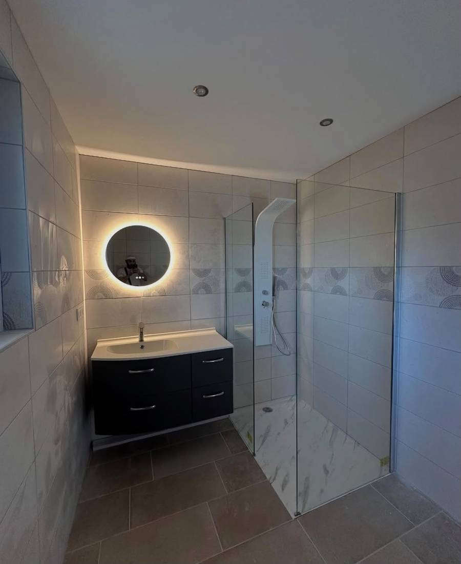 Rénovation complète de salle de bain